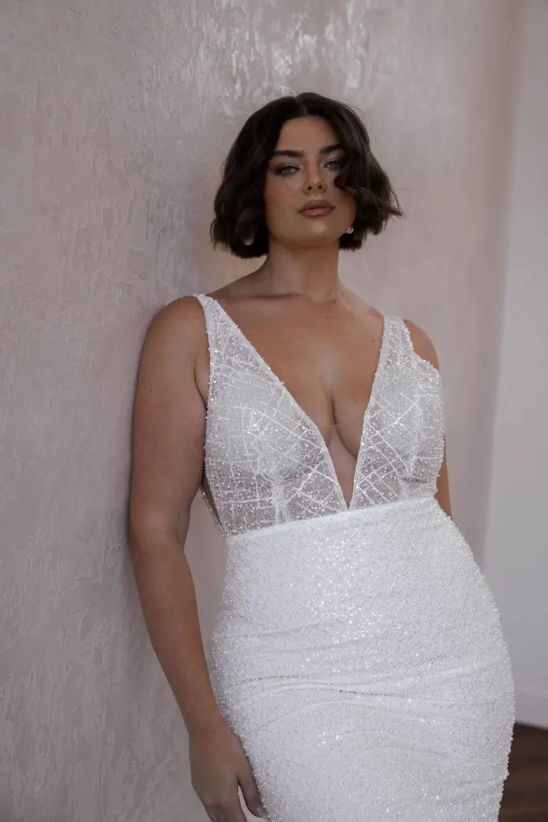 Bella Curva Bridal