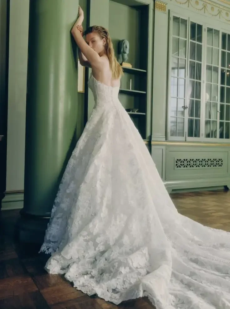 Rivini by Rita Vinieris